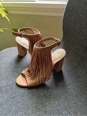 Vince Camuto Nude Suede Leather Fringe Block Heels 6